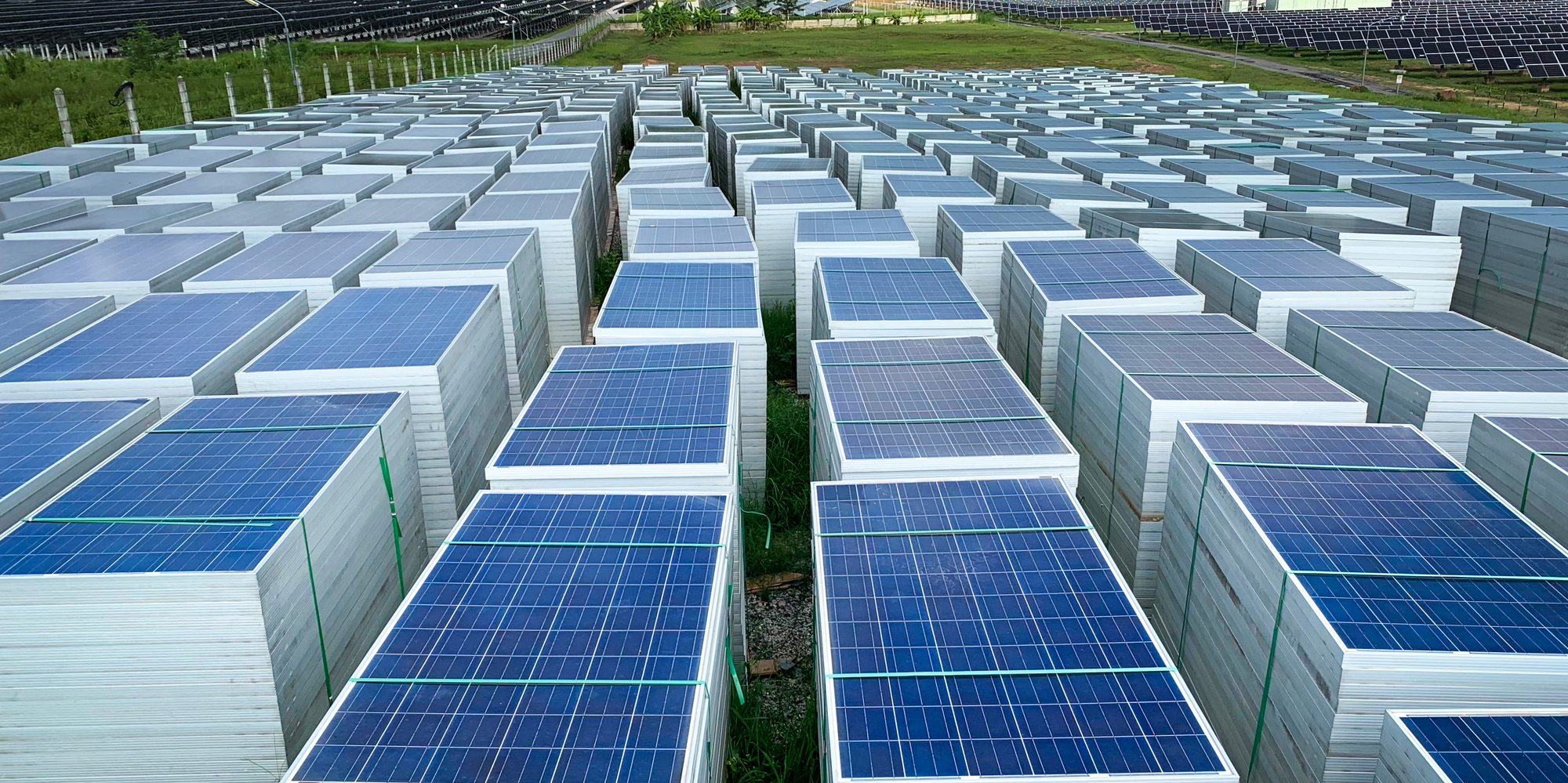 Nachhaltigkeit bei Solarmodulen – Recyclingquoten, Materialherkunft und neue EU-Vorgaben